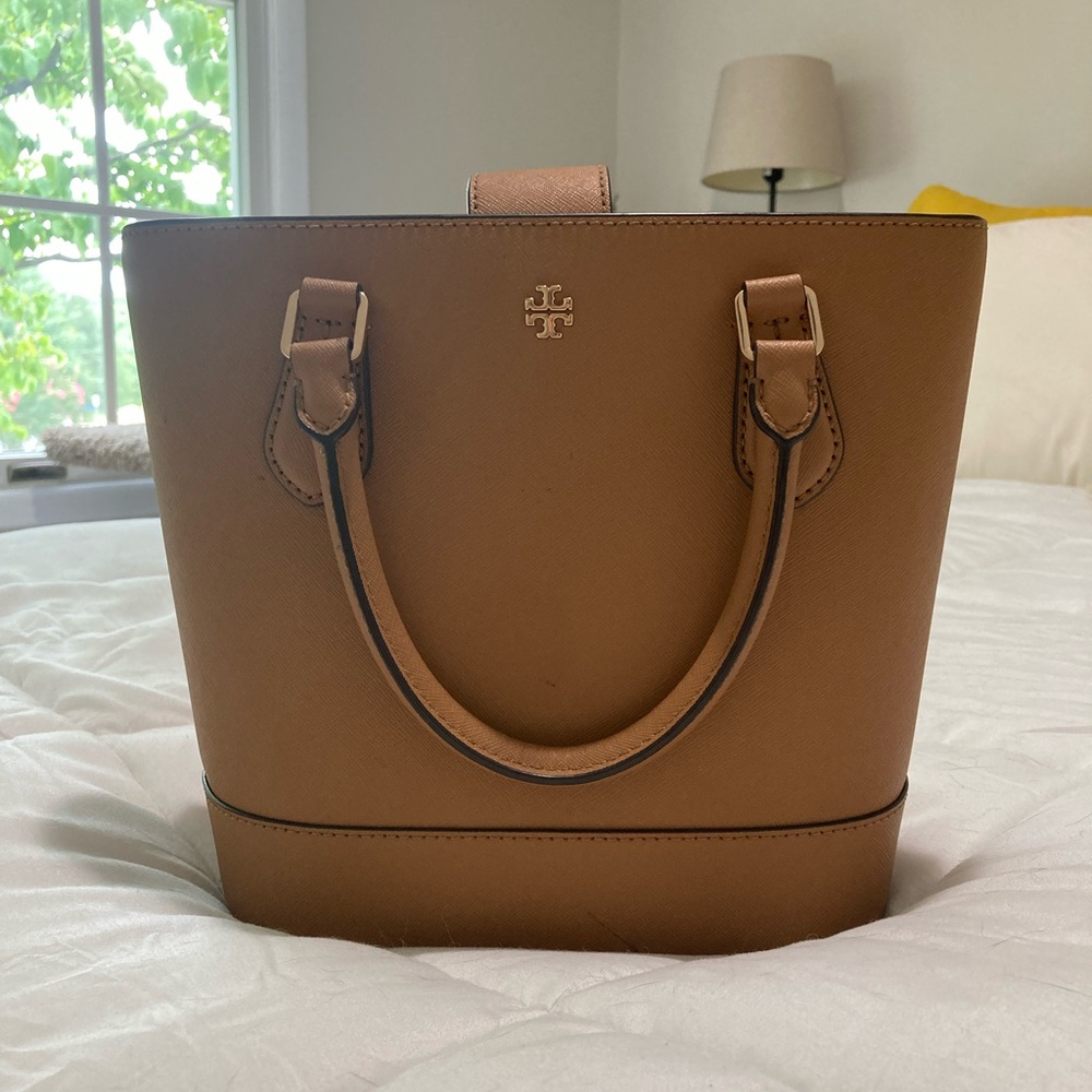 Tory Burch brown bucket bag